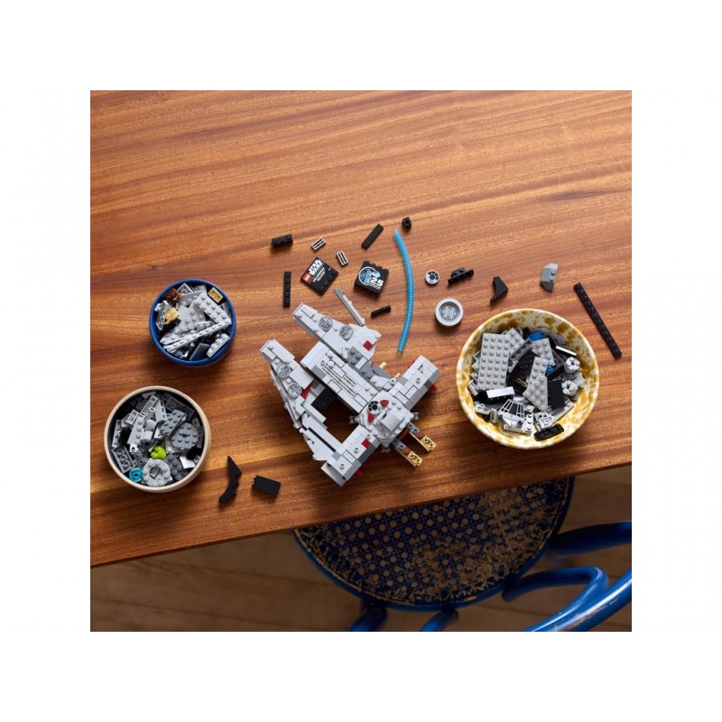 legor-star-warstm-legor-75375-halcon-milenario (2)